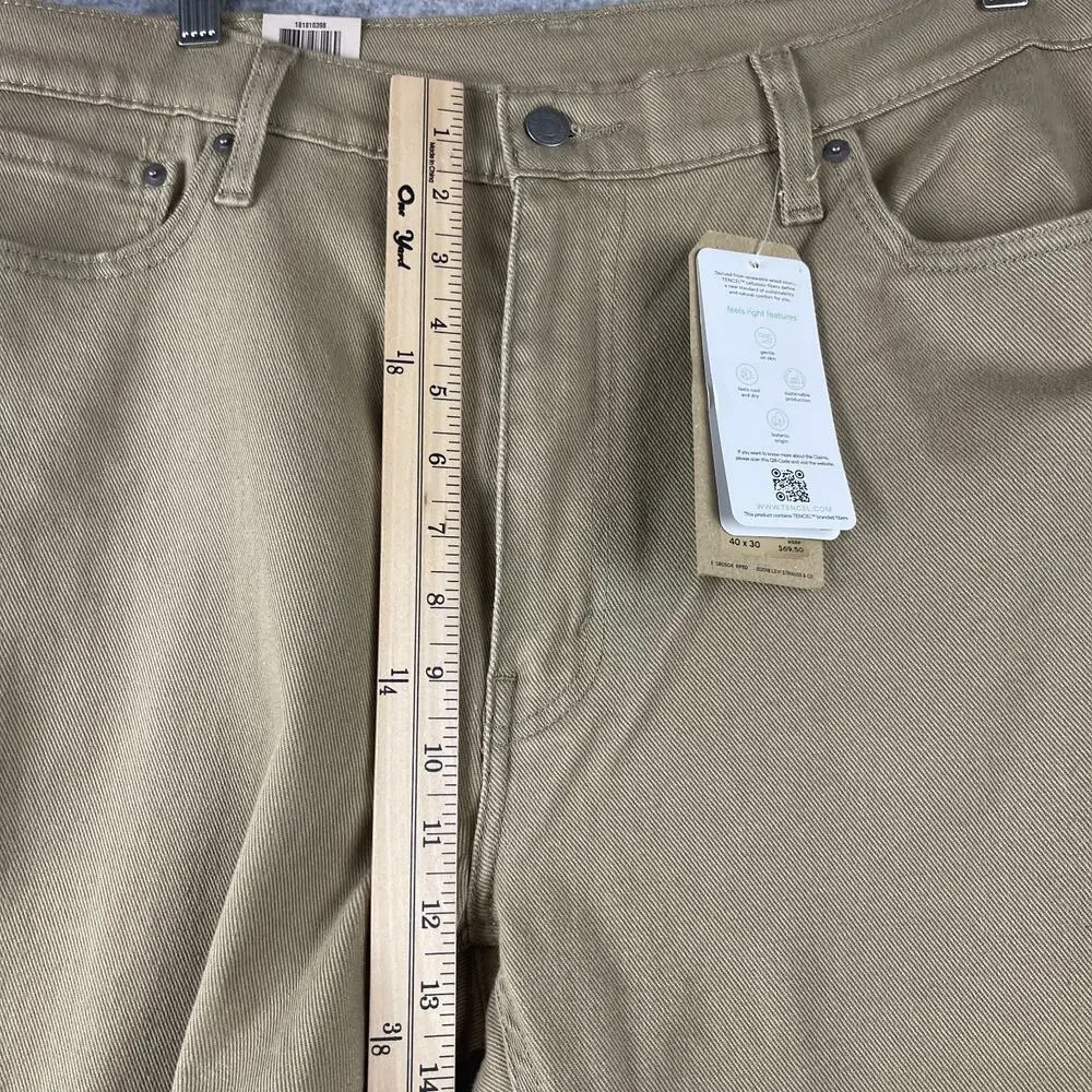 Levis 541 Athletic Taper Jeans Mens 40x30 Beige Stretch White‎ Tab 5 Pocket NEW